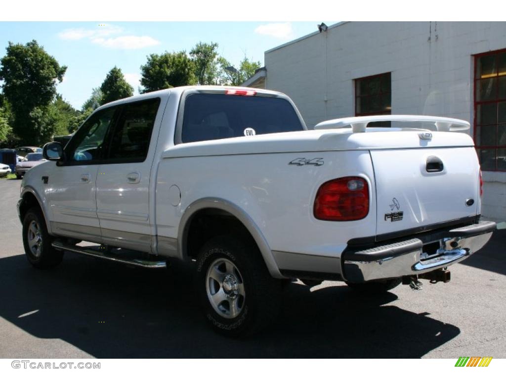 2002 F150 XLT SuperCrew 4x4 - Oxford White / Medium Graphite photo #12