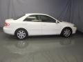 Performance White - MAZDA6 i Sedan Photo No. 4