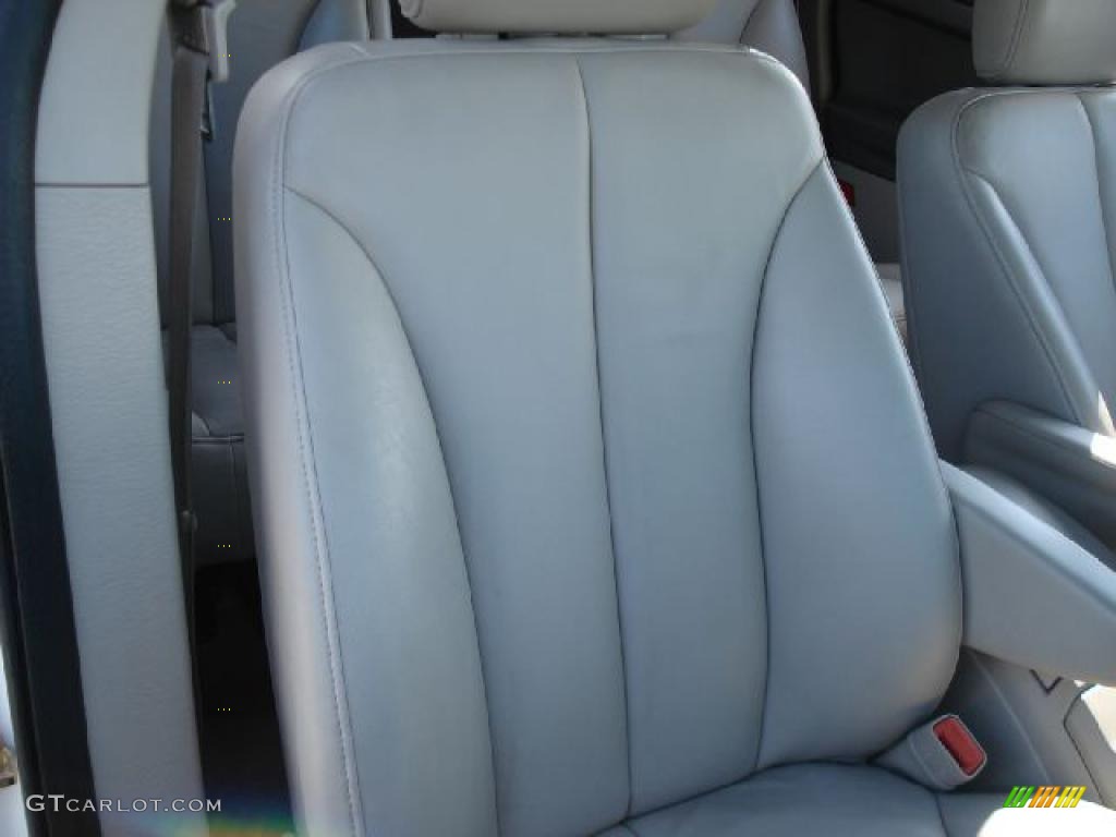 2004 Pacifica AWD - Stone White / Light Taupe photo #20