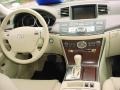 Moonlight White - M 35 Sedan Photo No. 23
