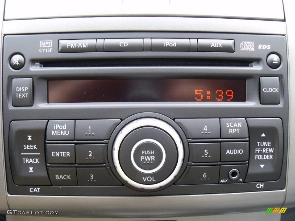 2010 Sentra 2.0 SR - Blue Metallic / Charcoal photo #13