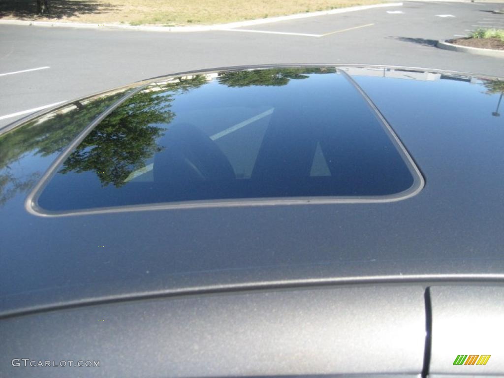 2003 LS V8 - Charcoal Grey Metallic / Black photo #10