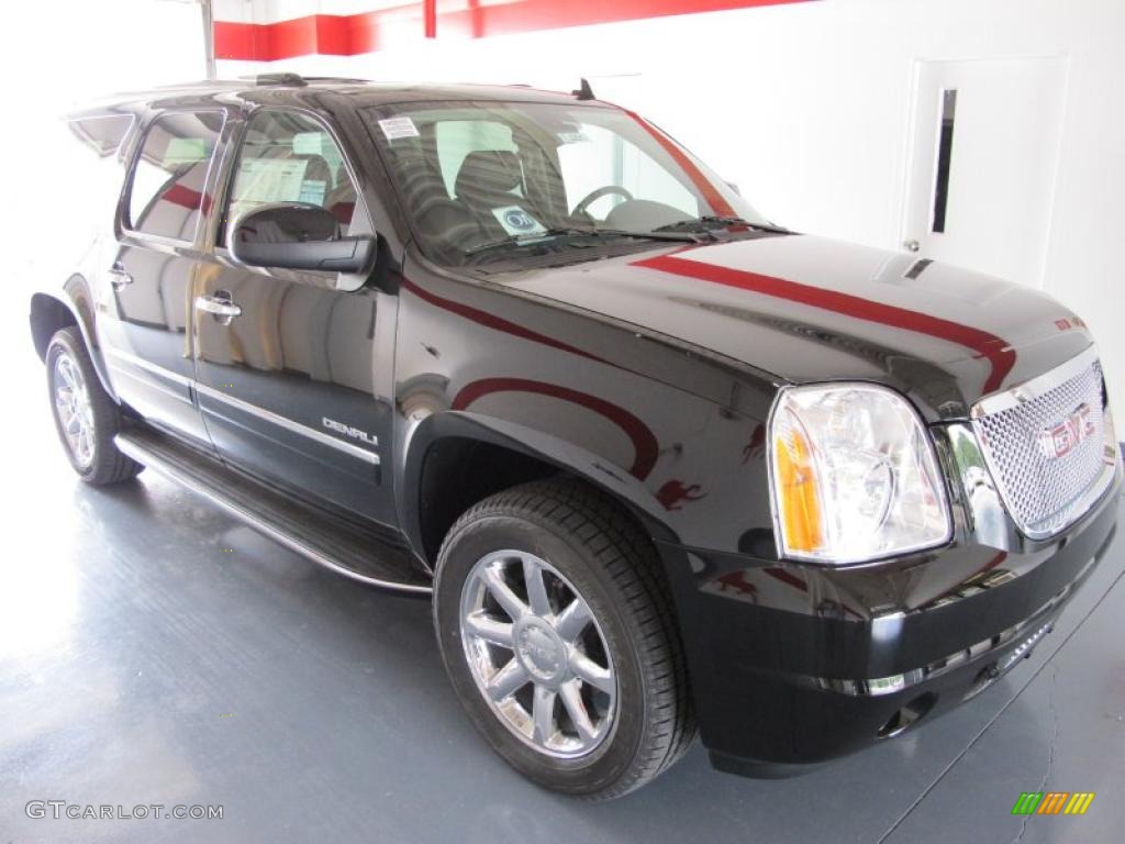 2010 Yukon XL Denali - Onyx Black / Ebony photo #1