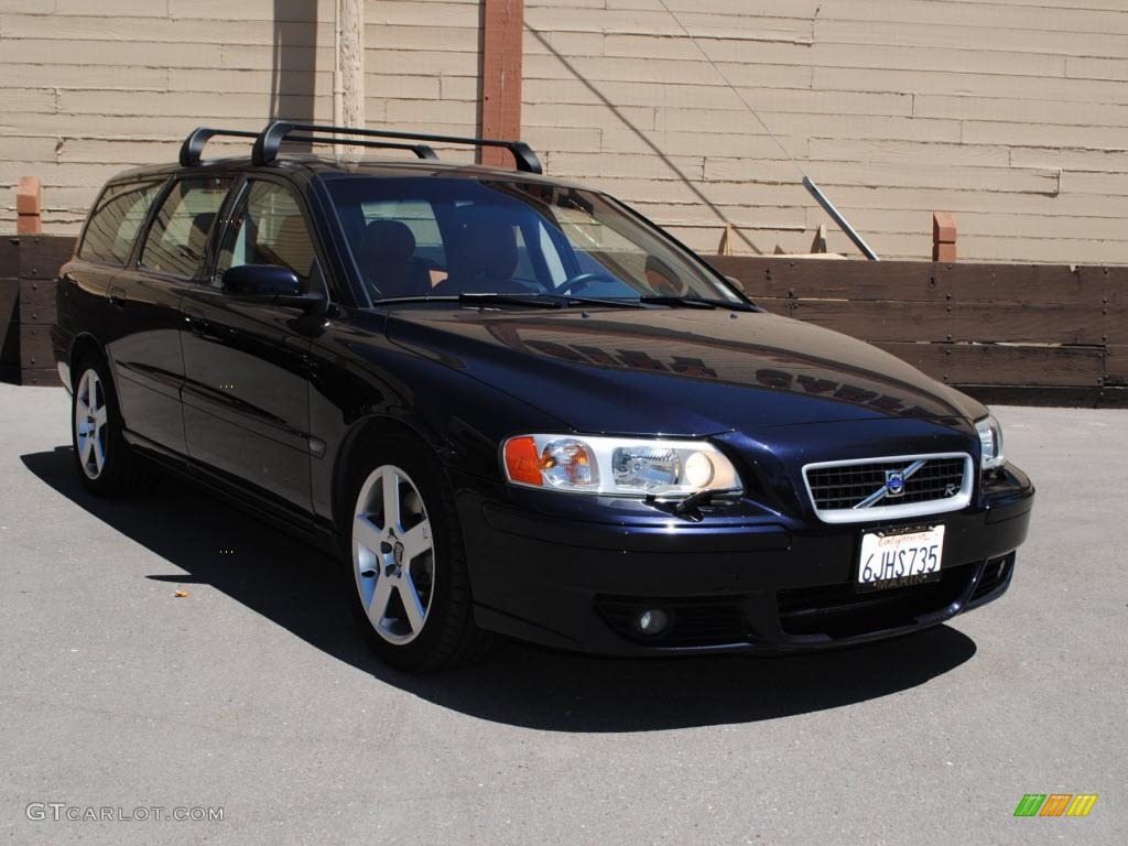 2005 V70 R AWD - Magic Blue Metallic / R Atacama Natural photo #1