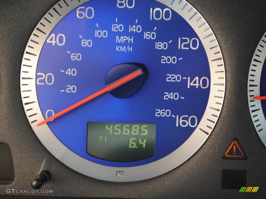 2005 V70 R AWD - Magic Blue Metallic / R Atacama Natural photo #14