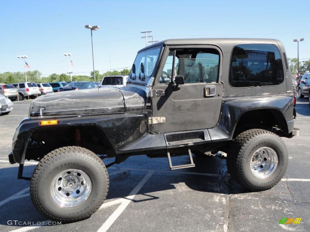 1993 Wrangler Renegade 4x4 - Black / Agate photo #1