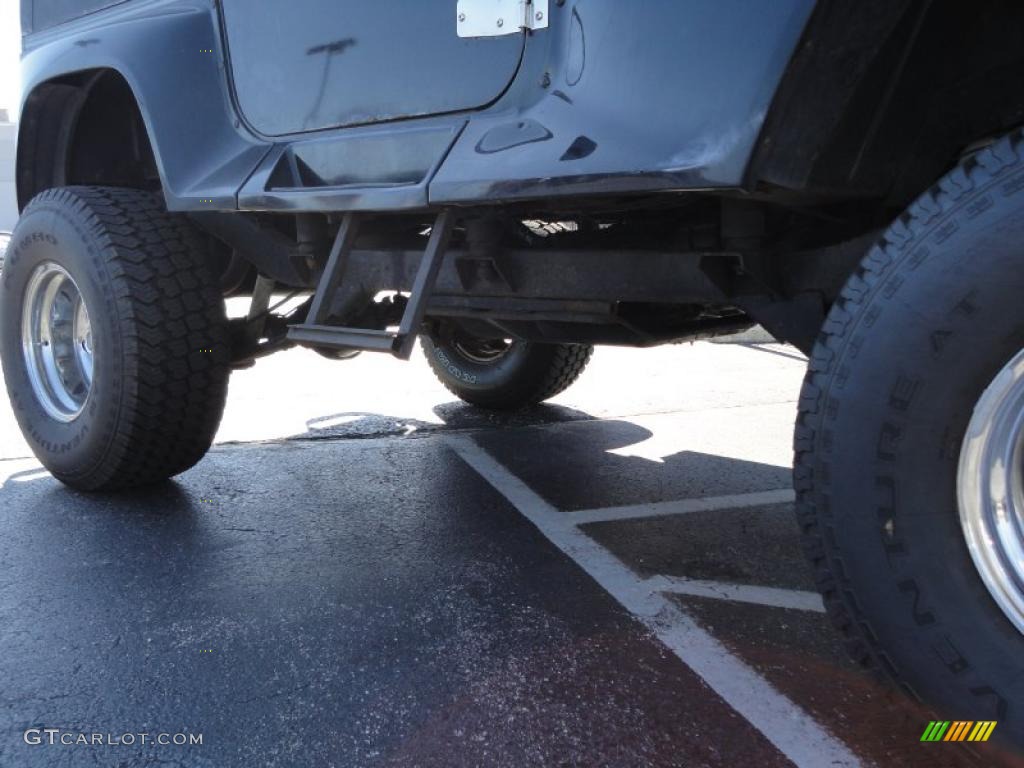 1993 Wrangler Renegade 4x4 - Black / Agate photo #14