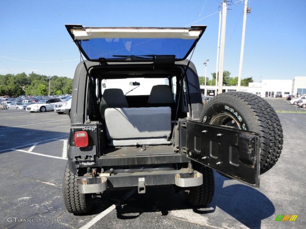 1993 Wrangler Renegade 4x4 - Black / Agate photo #27