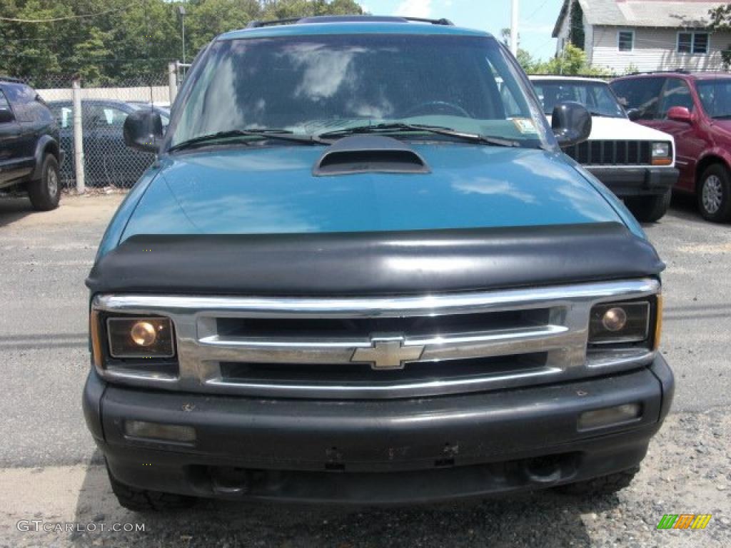 1996 Blazer LS 4x4 - Teal Green Metallic / Medium Gray photo #1