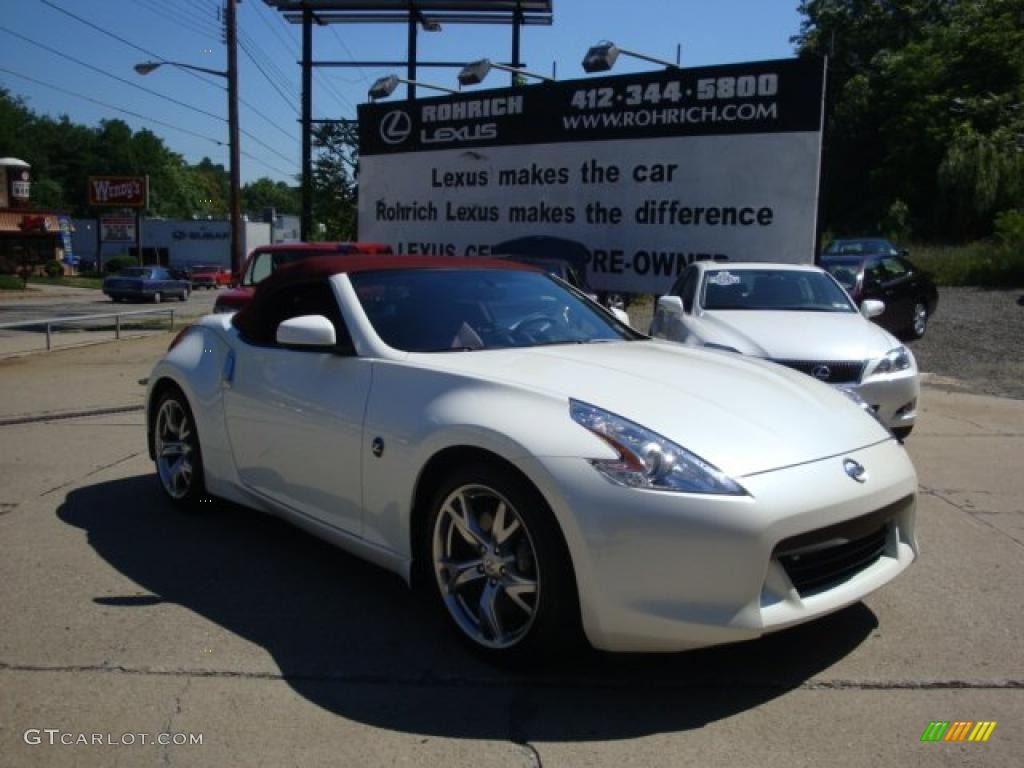 2010 370Z Touring Roadster - Pearl White / Wine Leather photo #1