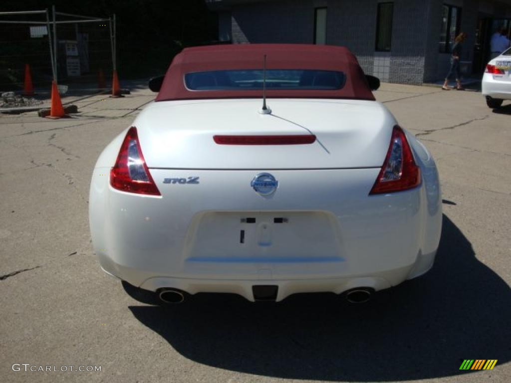 2010 370Z Touring Roadster - Pearl White / Wine Leather photo #3