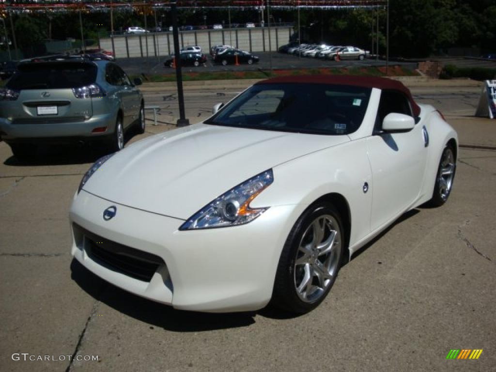 2010 370Z Touring Roadster - Pearl White / Wine Leather photo #5