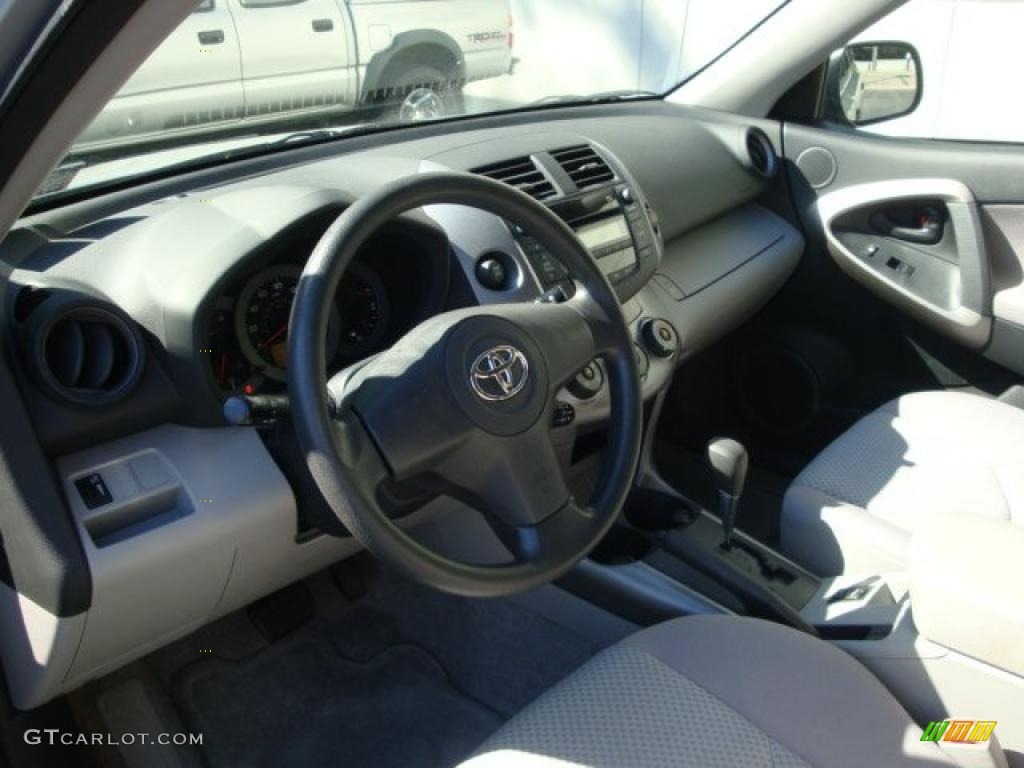 2006 RAV4 V6 4WD - Classic Silver Metallic / Ash photo #16