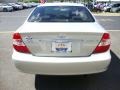 Lunar Mist Metallic - Camry LE Photo No. 4