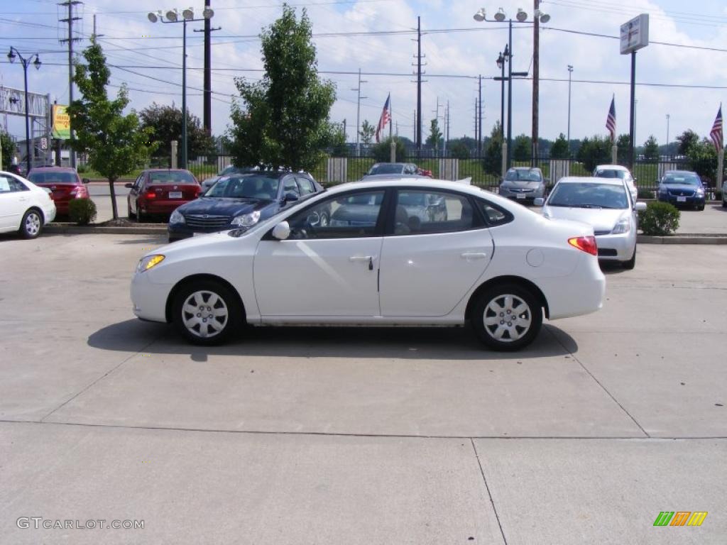 2009 Elantra SE Sedan - Captiva White / Beige photo #5