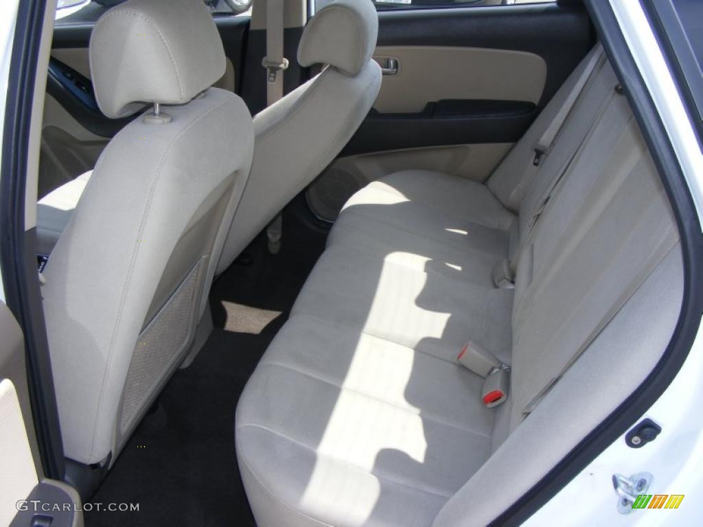2009 Elantra SE Sedan - Captiva White / Beige photo #11