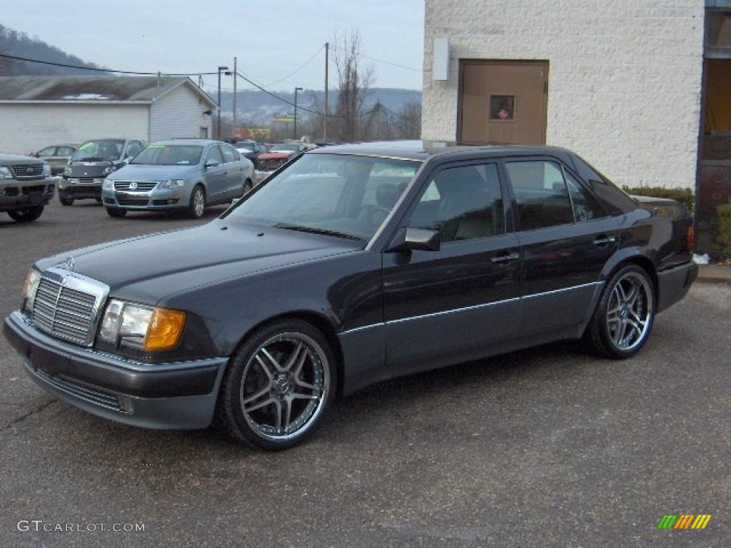 1992 E Class 500 E Sedan - Black / Black photo #7