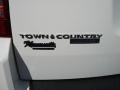 2008 Stone White Chrysler Town & Country Limited  photo #27