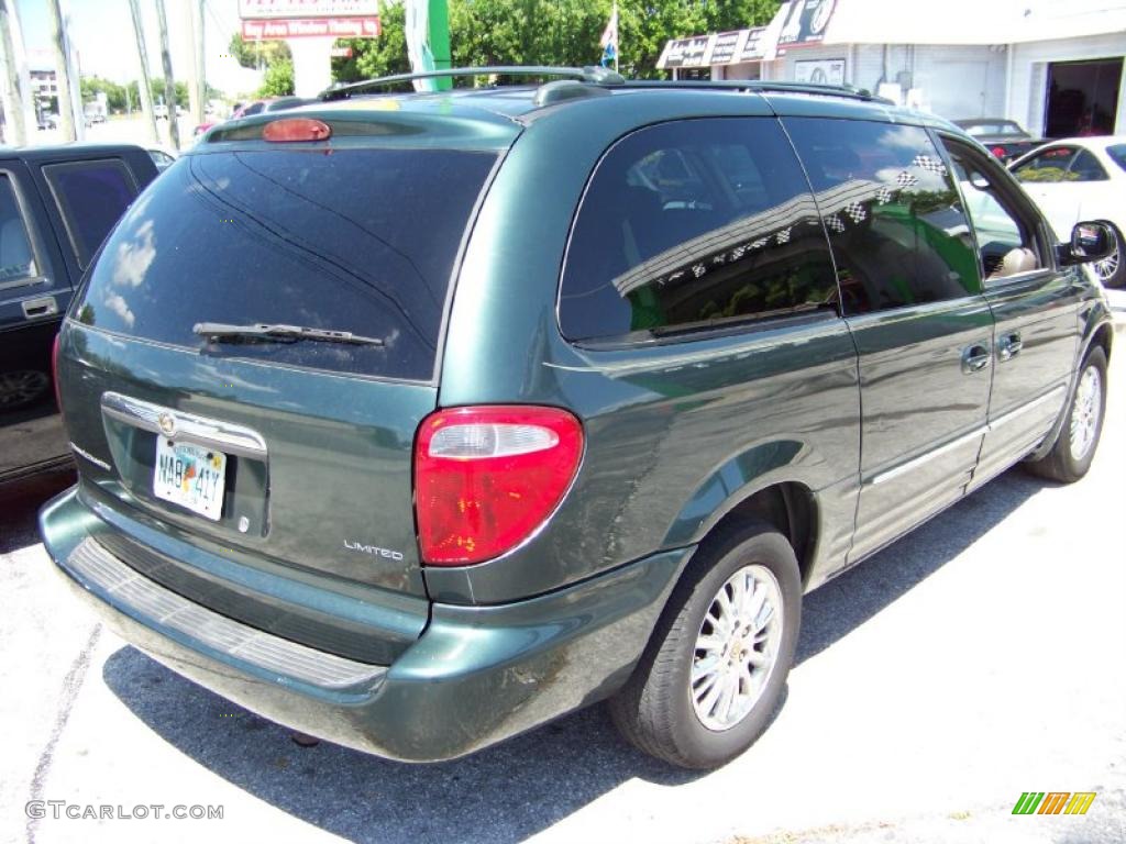 2001 Town & Country Limited - Shale Green Metallic / Taupe photo #4