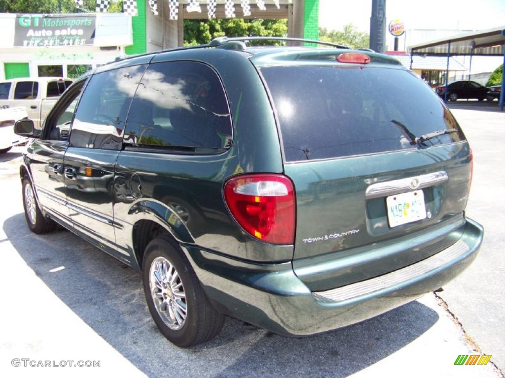 2001 Town & Country Limited - Shale Green Metallic / Taupe photo #6