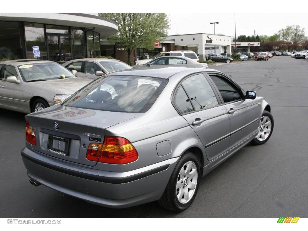 2004 3 Series 325xi Sedan - Silver Grey Metallic / Black photo #5