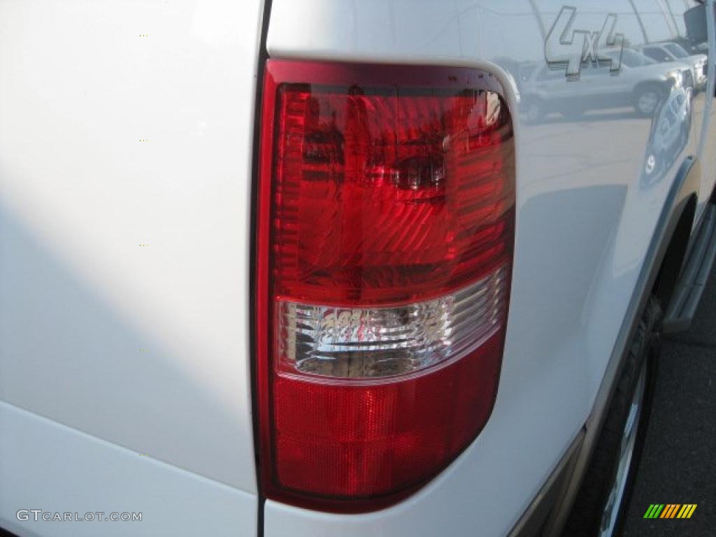 2005 F150 King Ranch SuperCrew 4x4 - Oxford White / Castano Brown Leather photo #20