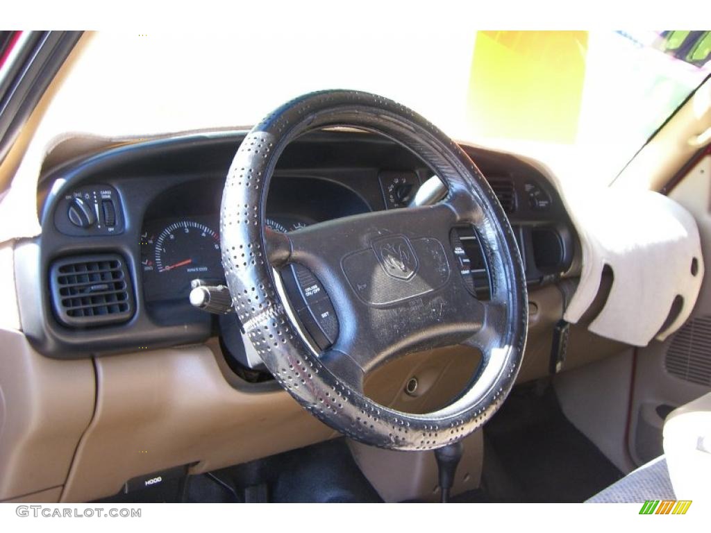 1999 Ram 2500 ST Regular Cab Chassis - Flame Red / Tan photo #5