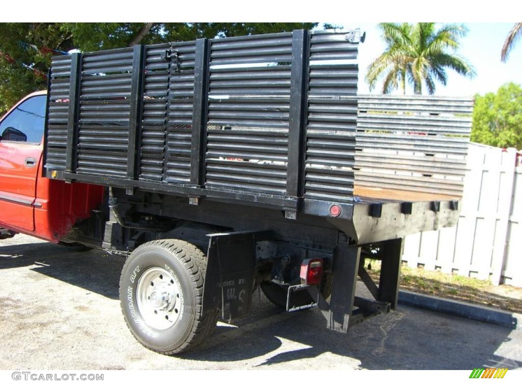 1999 Ram 2500 ST Regular Cab Chassis - Flame Red / Tan photo #7