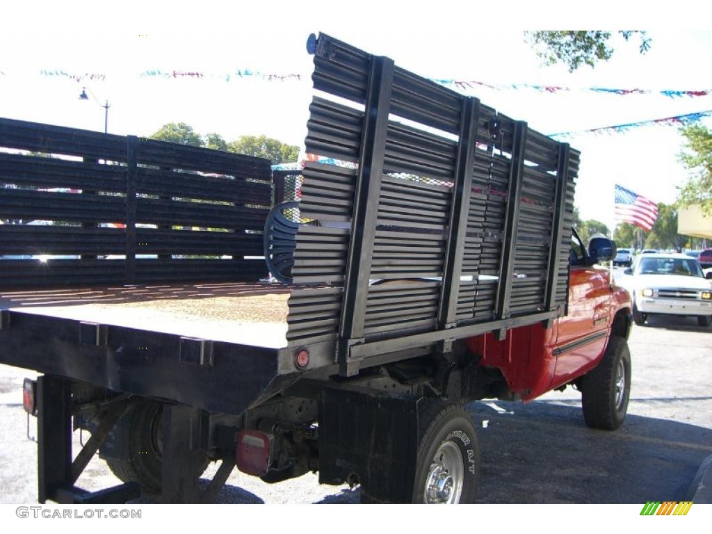 1999 Ram 2500 ST Regular Cab Chassis - Flame Red / Tan photo #8