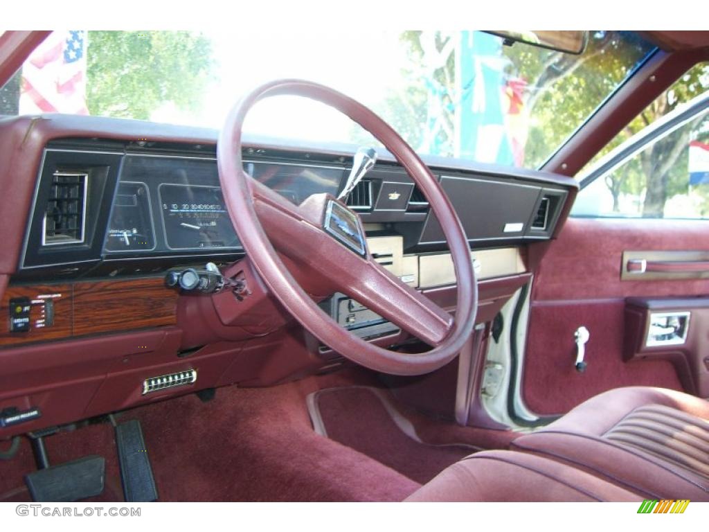 1990 Caprice Classic Sedan - White / Maroon photo #9