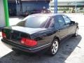 Black - E 320 Sedan Photo No. 5