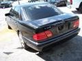 Black - E 320 Sedan Photo No. 7