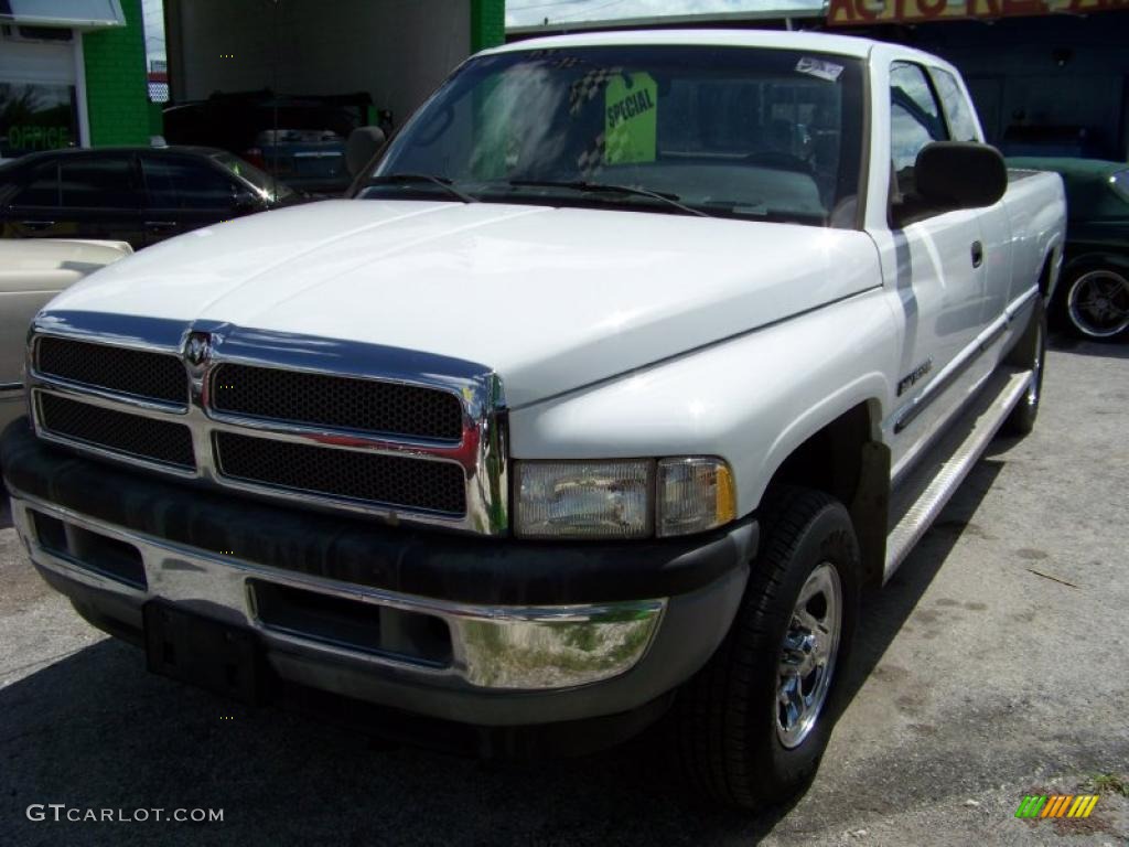 1998 Ram 1500 Laramie SLT Extended Cab 4x4 - Bright White / Gray photo #1