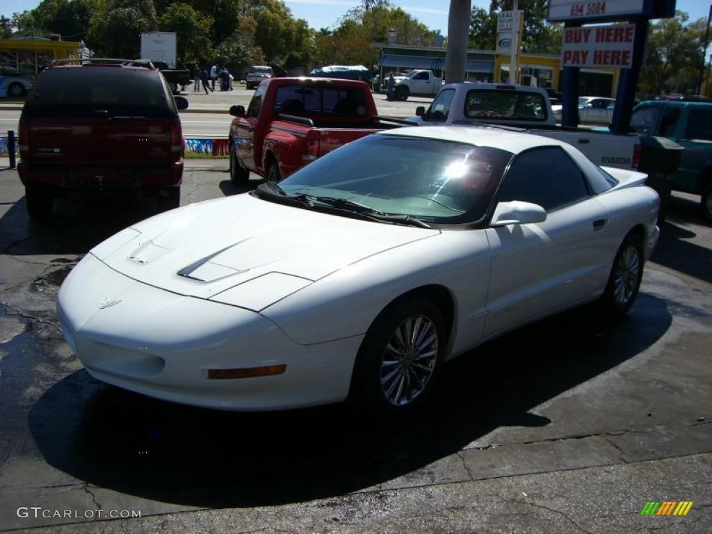 1996 Firebird Coupe - Bright White / Black photo #1