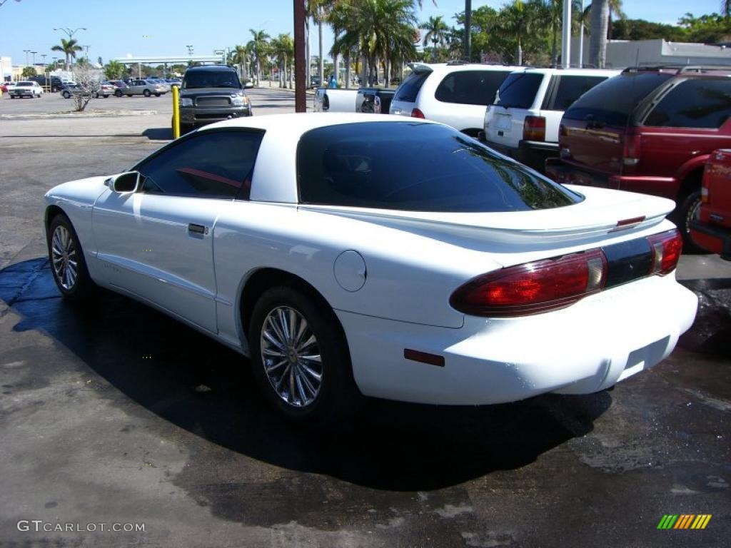 1996 Firebird Coupe - Bright White / Black photo #6