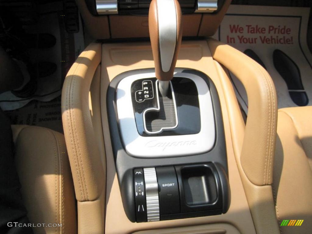 2008 Cayenne Tiptronic - Sand White / Havanna/Sand Beige photo #37