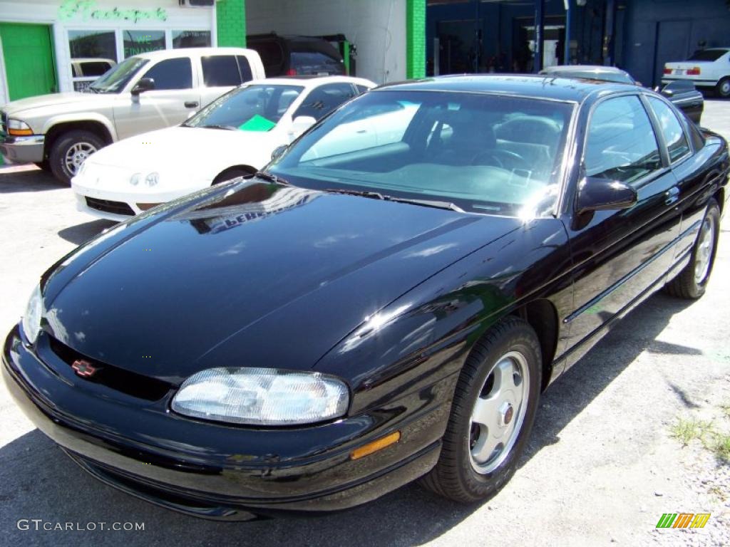 Black Chevrolet Monte Carlo