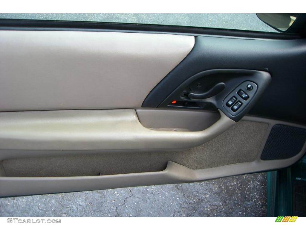 1998 Camaro Convertible - Bright Green Metallic / Neutral photo #5