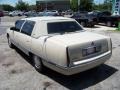 1996 White Cadillac DeVille Sedan  photo #7