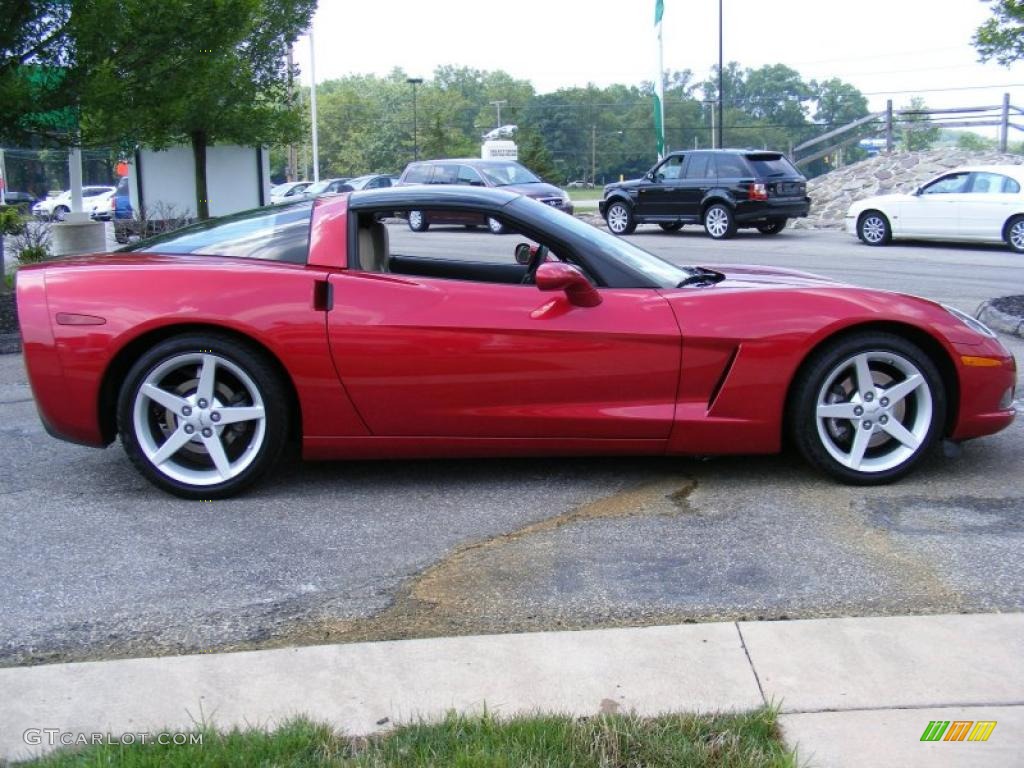 2005 Corvette Coupe - Magnetic Red Metallic / Cashmere photo #6