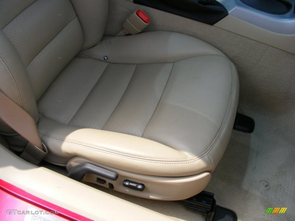 2005 Corvette Coupe - Magnetic Red Metallic / Cashmere photo #12