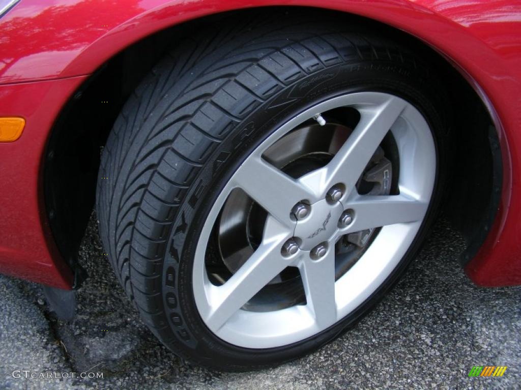 2005 Corvette Coupe - Magnetic Red Metallic / Cashmere photo #27