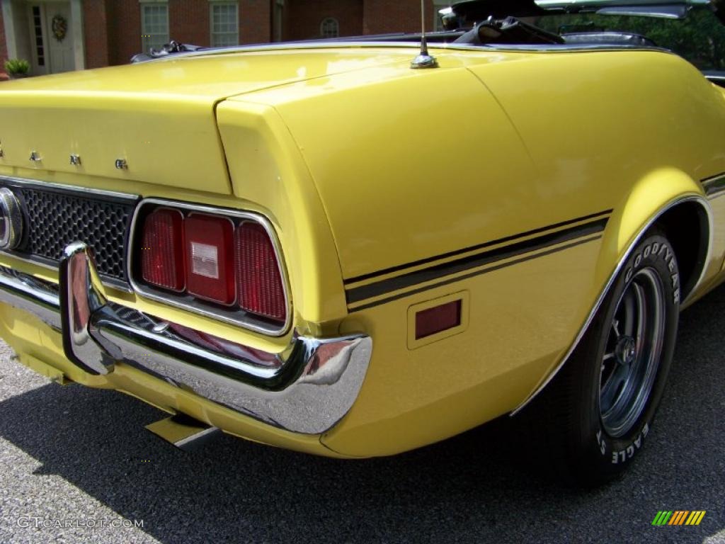 1971 Mustang Convertible - Grabber Yellow / Black photo #16