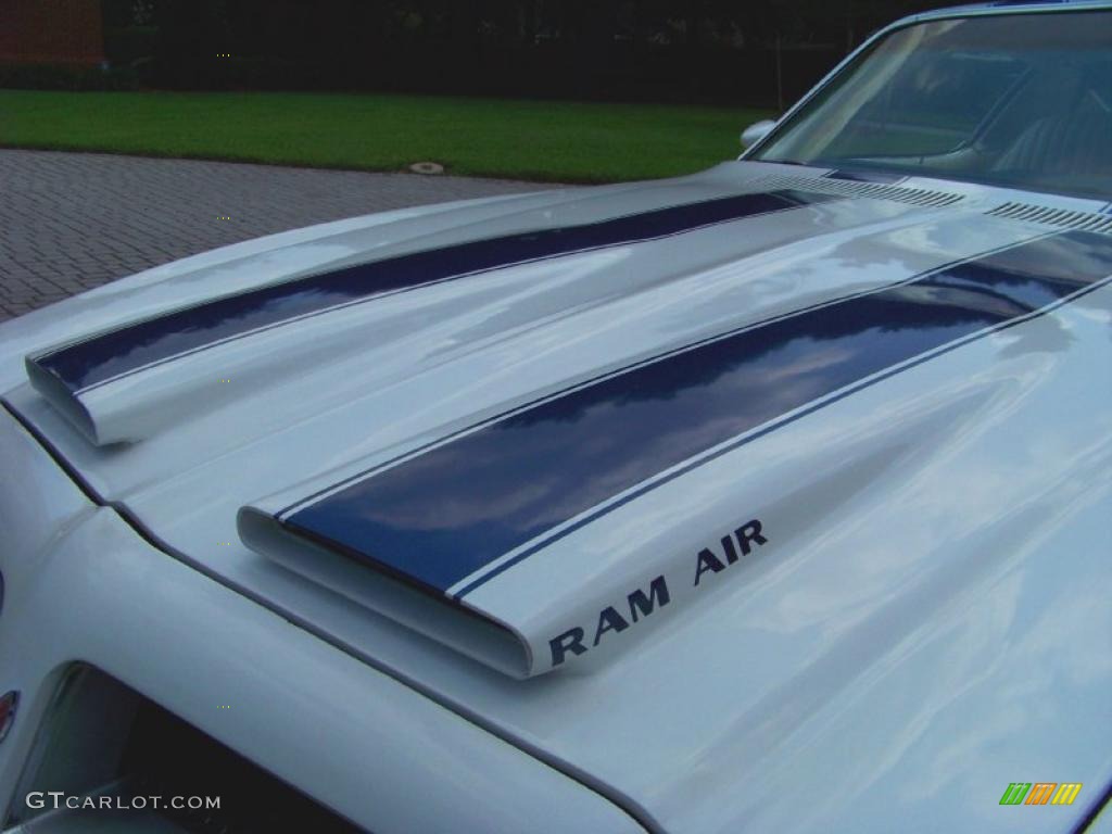 1974 Firebird Formula 400 - Cameo White / White photo #11