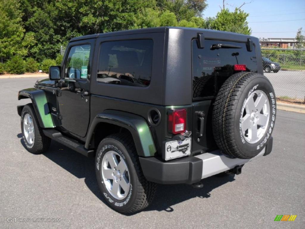 2010 Wrangler Sahara 4x4 - Natural Green Pearl / Dark Slate Gray/Medium Slate Gray photo #2