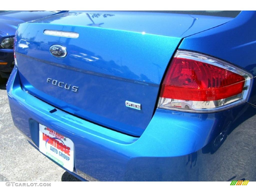 2010 Focus SEL Sedan - Blue Flame Metallic / Charcoal Black photo #5