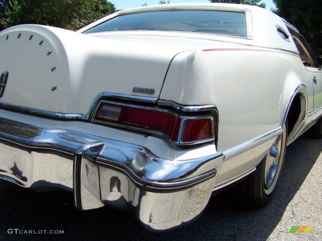 1975 Continental Mark IV - White / White/Red photo #21