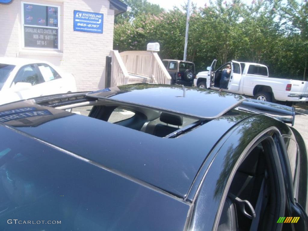 2006 Cobalt SS Supercharged Coupe - Black / Ebony photo #19