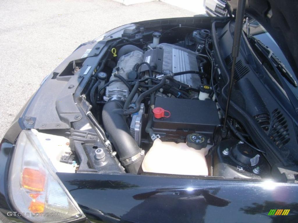 2006 Cobalt SS Supercharged Coupe - Black / Ebony photo #28