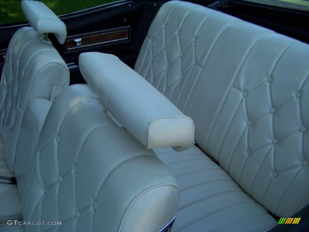 1975 Bonneville Grand Ville Brougham Convertible - Sterling Silver Poly / White photo #37